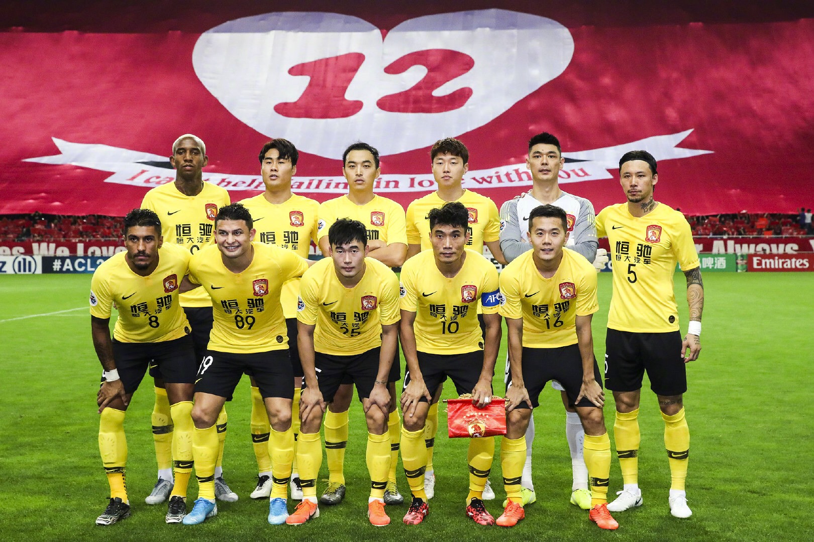 熊猫体育关于赛后亚冠焦点战，埃因霍温远射贴柱，球迷炸锅，团队化学反应显著的信息